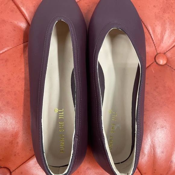 Women's Burgundy Slip-On Ballet Flats - Picture 4 of 5